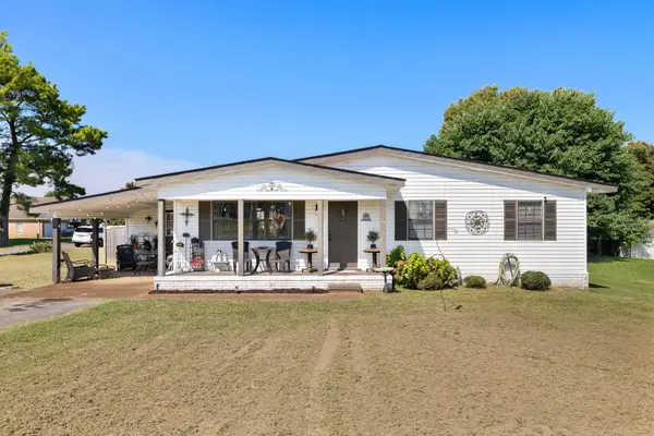 304 S Gusmus Ave, Muscle Shoals, AL 35661