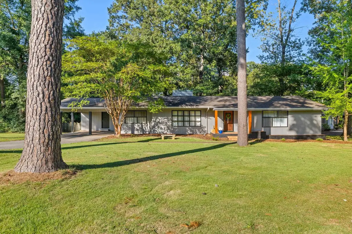 2001 Arlington Blvd, Florence, AL 35630 - #1