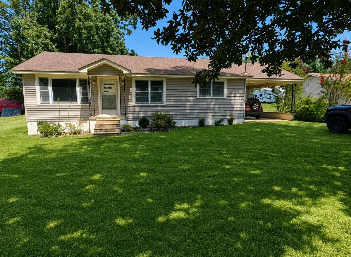 147 Rasch Rd, Florence, AL 35633 - #1