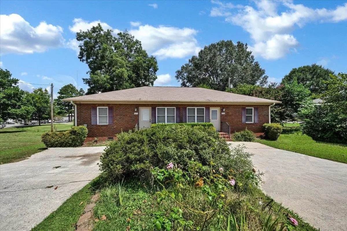 604/606 6th Ave, Cullman, AL 35055 - #1