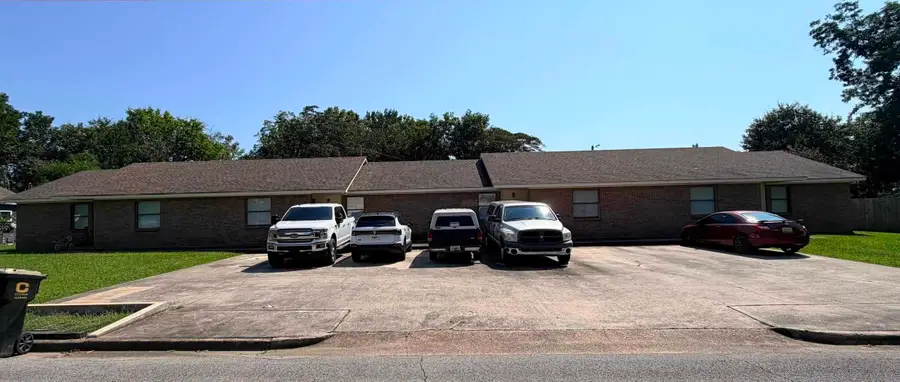 704 Denson Ave, Cullman, AL 35055 - #2