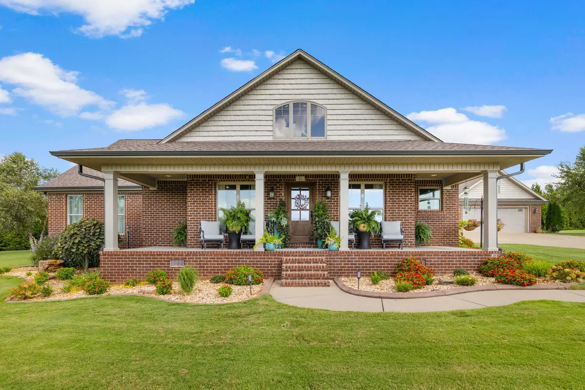 47 Maplewood Cir, Killen, AL 35645 - #1