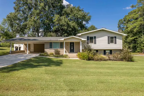 729 Scenic Dr, Cullman, AL 35055