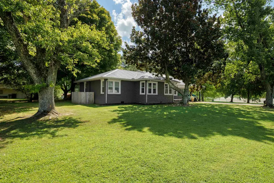 8352 Hwy 17, Florence, AL 35633 - #2