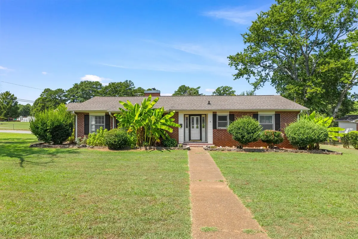 2301 Mcburney Dr, Florence, AL 35630 - #1