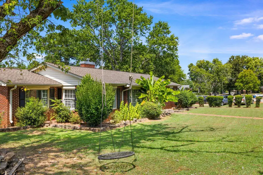 2301 Mcburney Dr, Florence, AL 35630 - #3