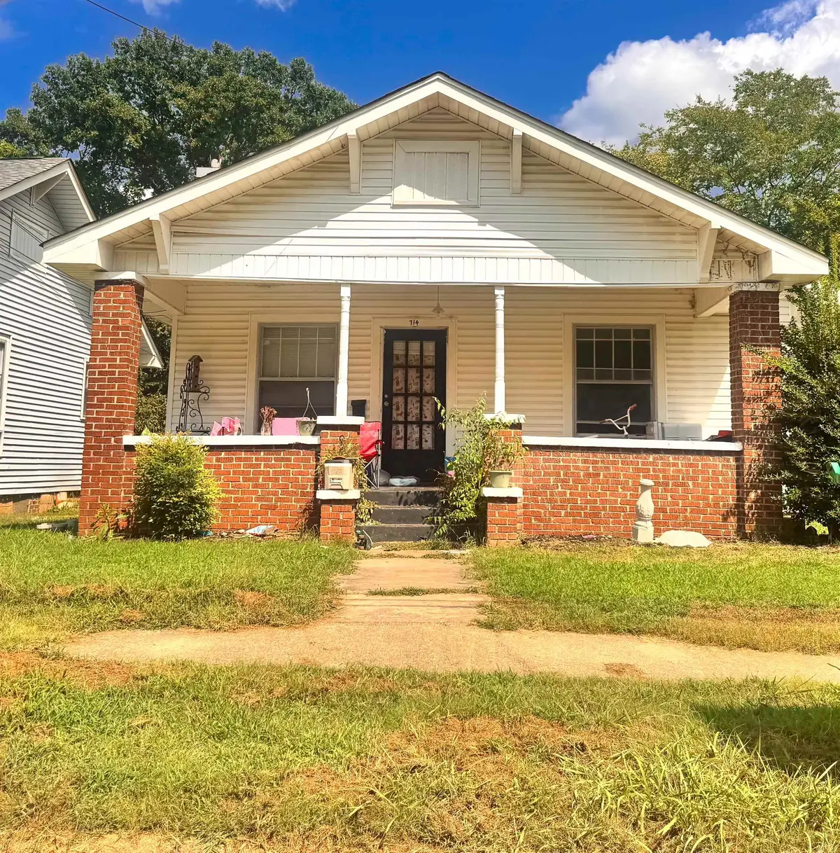 701 Sweetwater Ave, Florence, AL 35630 - #1