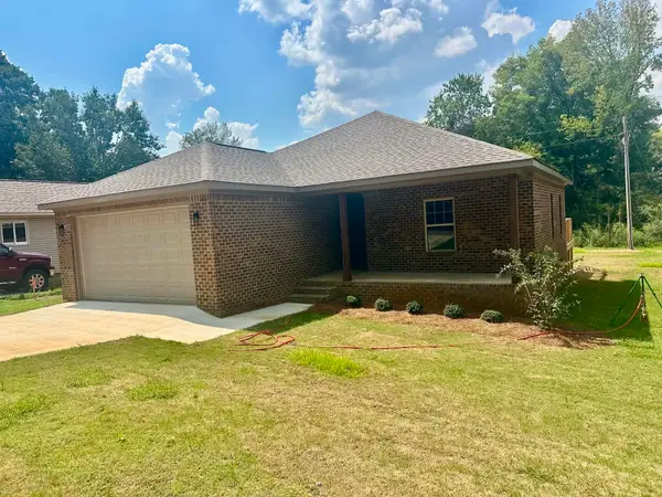 507 Fulton St, Florence, AL 35630
