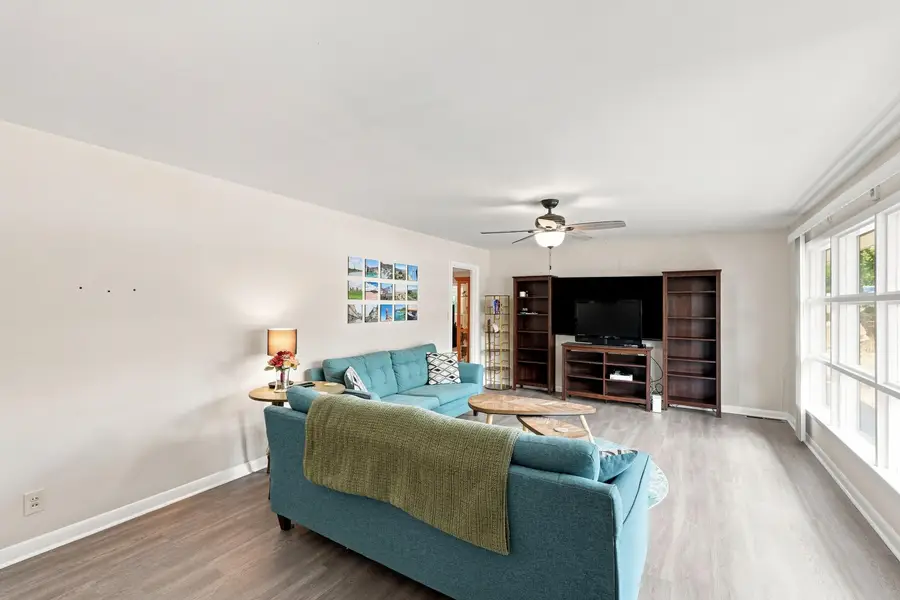 731 Dixie Ave, Florence, AL 35630 - #3