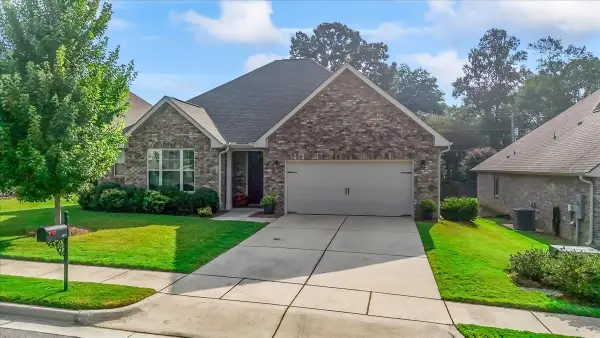 1474 Stonewater Dr, Cullman, AL 35055