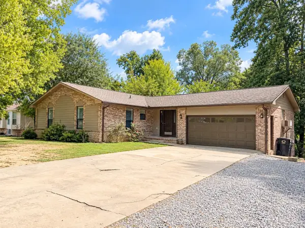 1418 Lessman St, Cullman, AL 35055