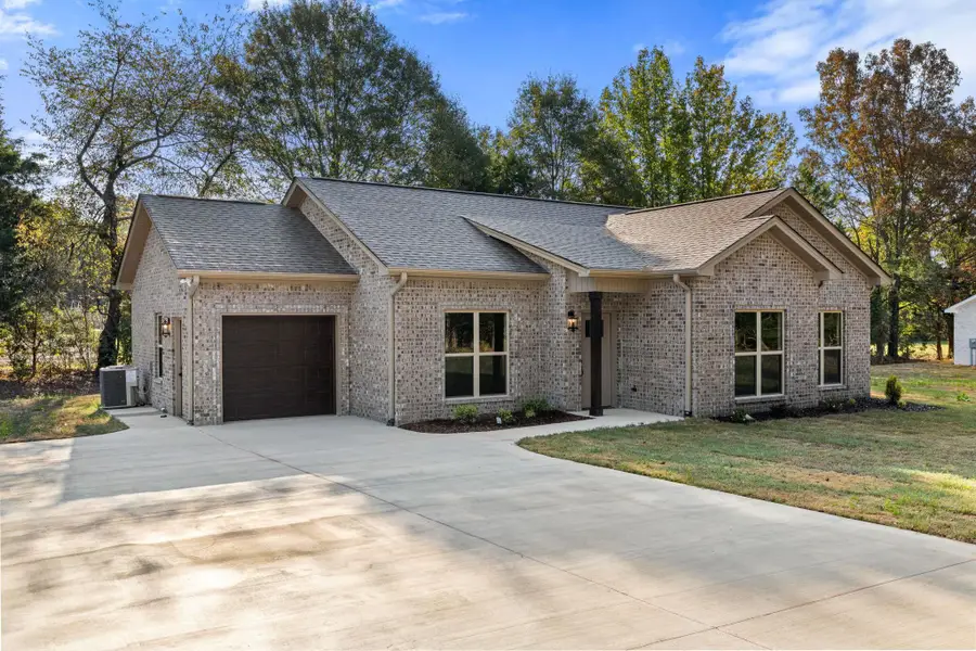 104 Co Rd 283, Florence, AL 35633 - #2