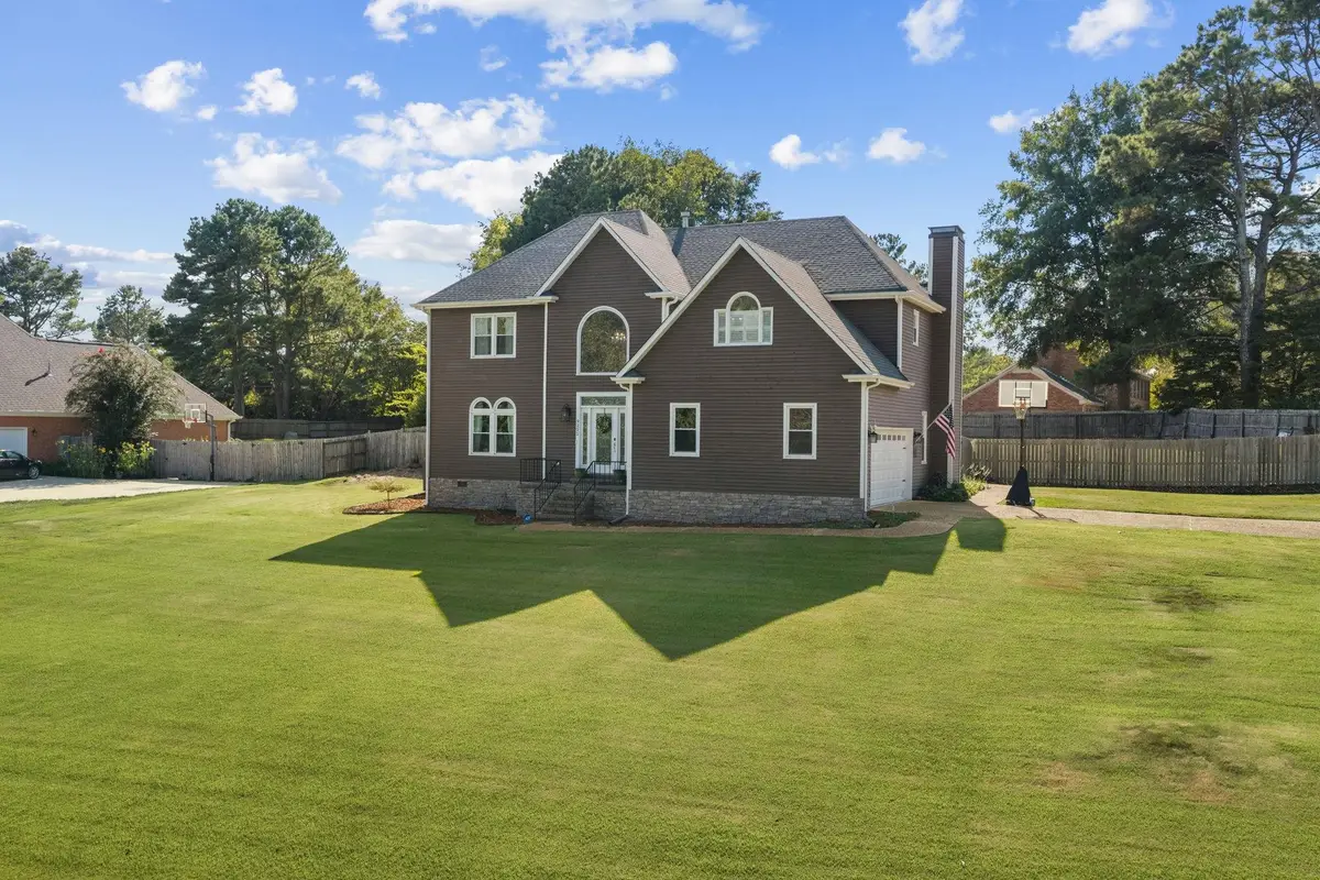 9222 Turtle Point Dr, Killen, AL 35645 - #1