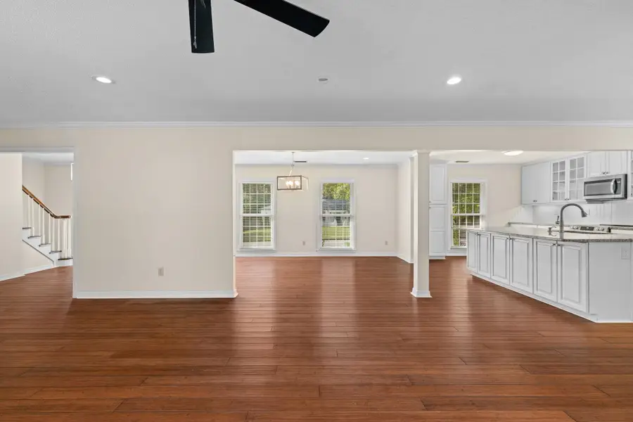 405 Nottingham Rd, Florence, AL 35633 - #3