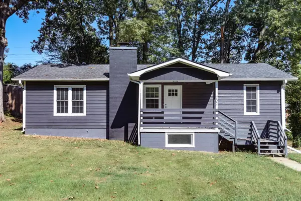 202 Bayless Ave, Florence, AL 35630