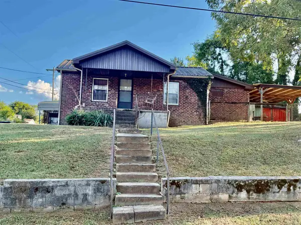 552 High St, Florence, AL 35630