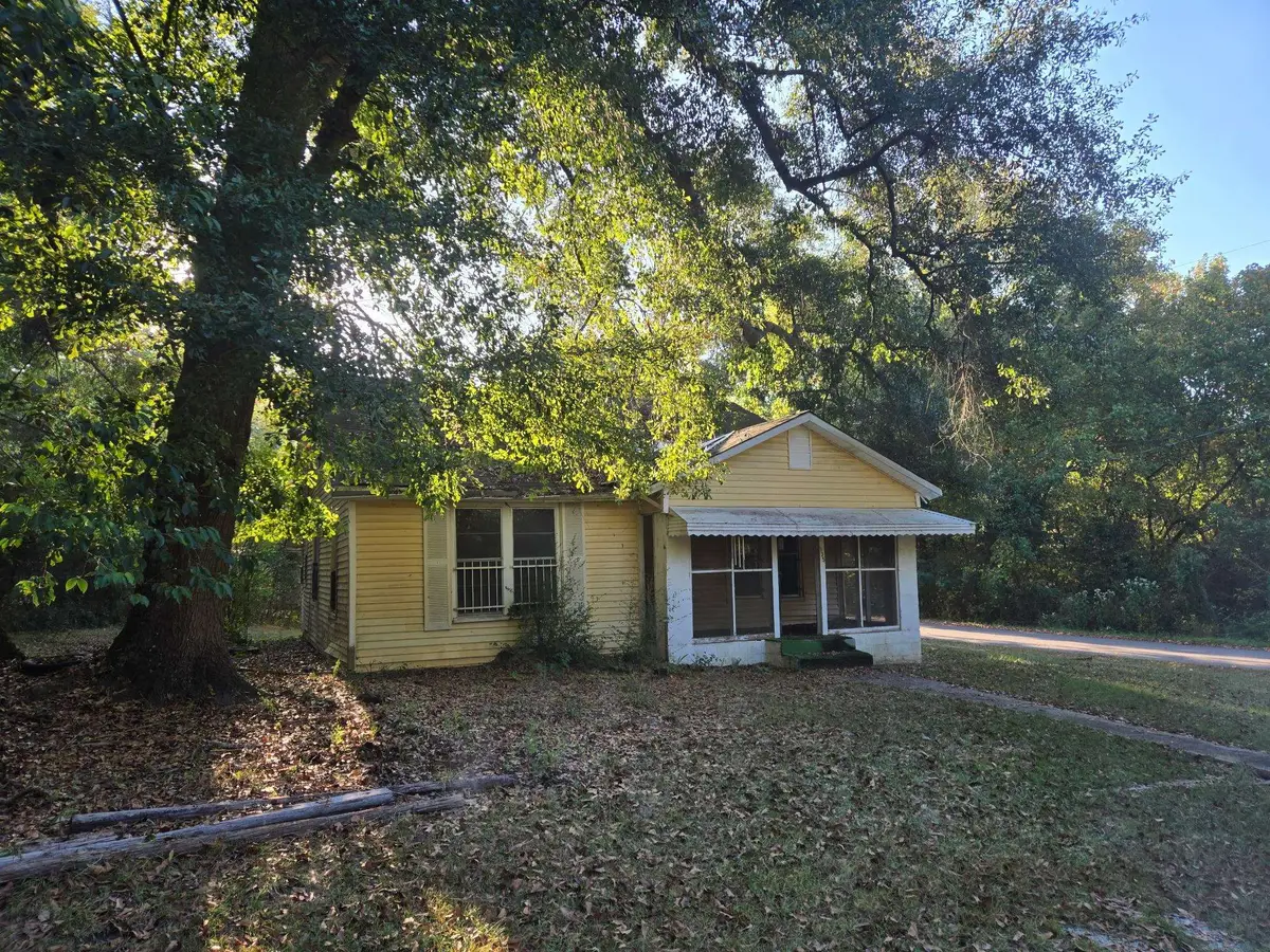 135 Vassar Cir, Montevallo, AL 35115 - #1