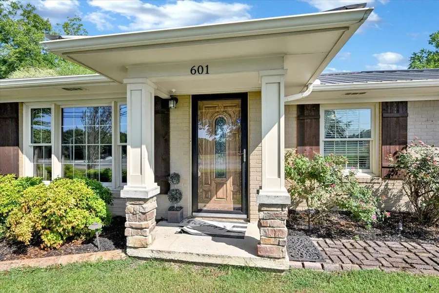601 Nanceford Rd, Hartselle, AL 35640 - #2