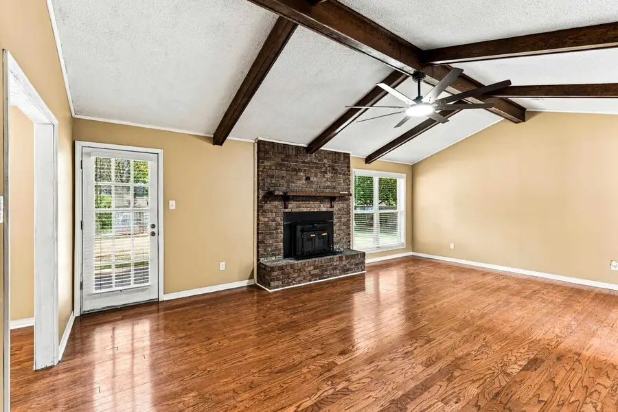 118 W Oak Hill Dr, Florence, AL 35633 - #2
