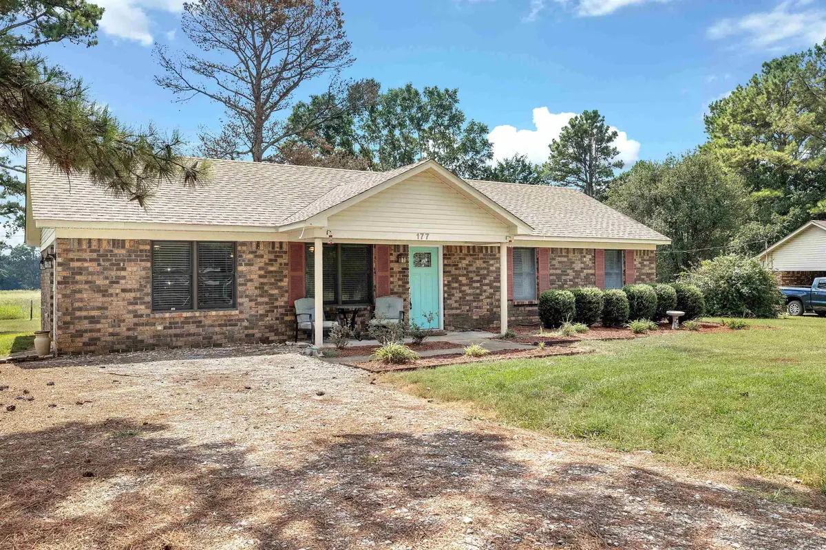 177 Rogersville Heights Dr, Rogersville, AL 35652 - #1