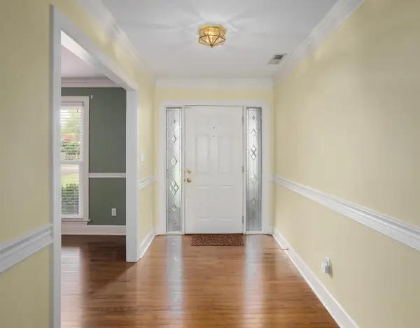 2213 Finley Dr, Florence, AL 35630