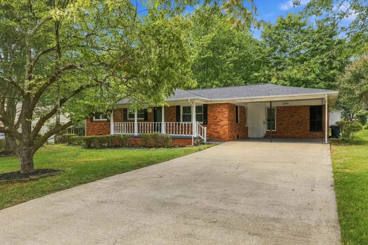 2159 Estaline Dr, Florence, AL 35630 - #1