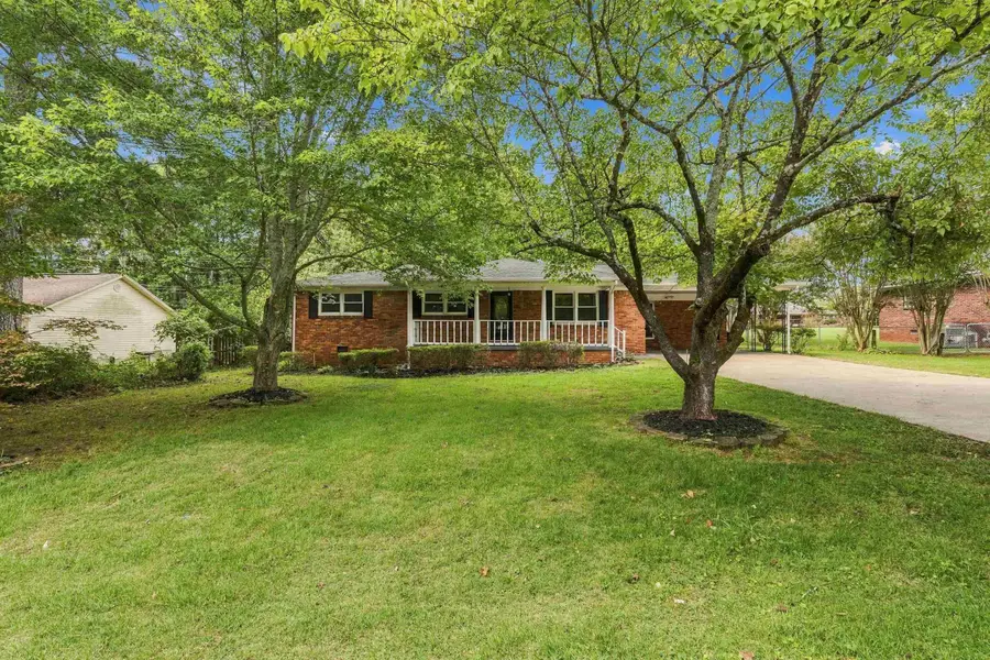 2159 Estaline Dr, Florence, AL 35630 - #2