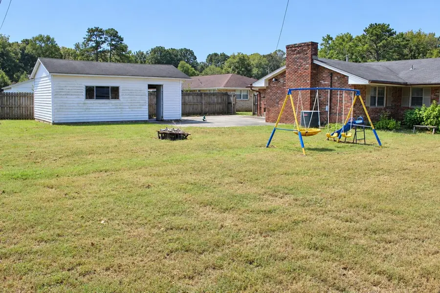 2332 Houston St, Florence, AL 35630 - #3