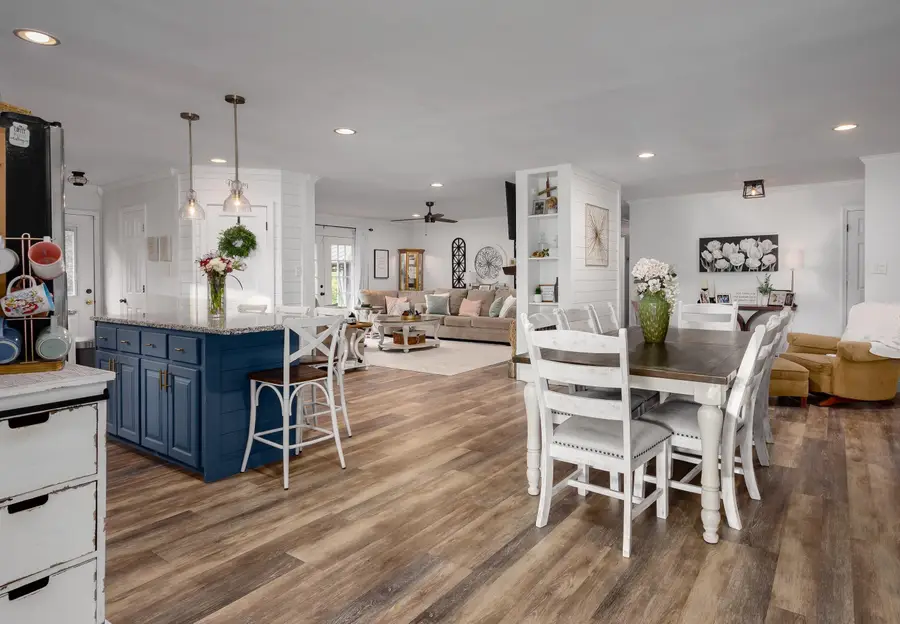 330 Lannes Dr, Killen, AL 35645 - #2