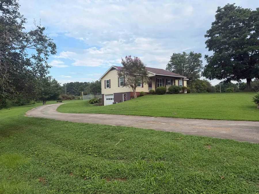 16516 Hampton Ln, Athens, AL 35611 - #3
