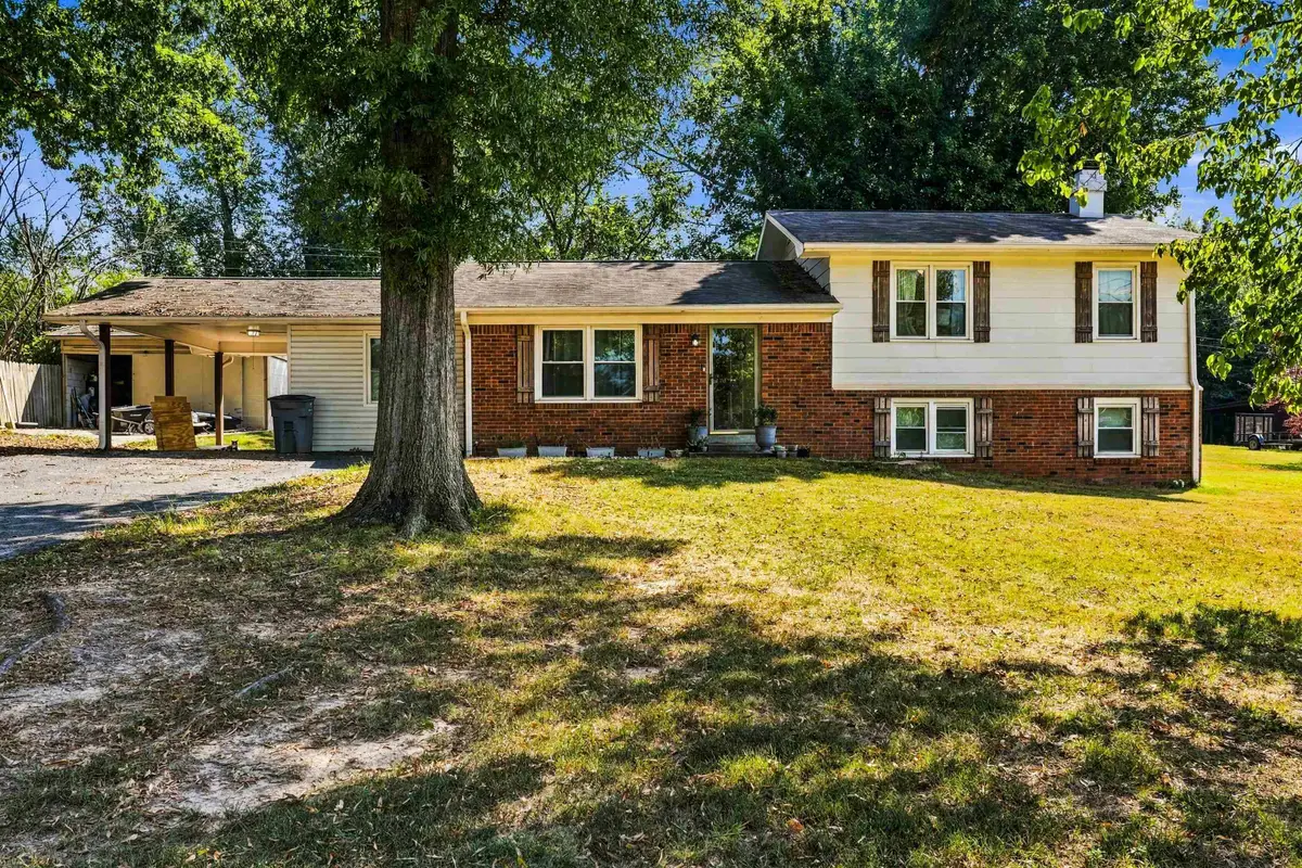 90 Rice Rd, Florence, AL 35630 - #1