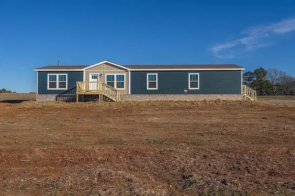 460 Co Rd 263, Florence, AL 35633