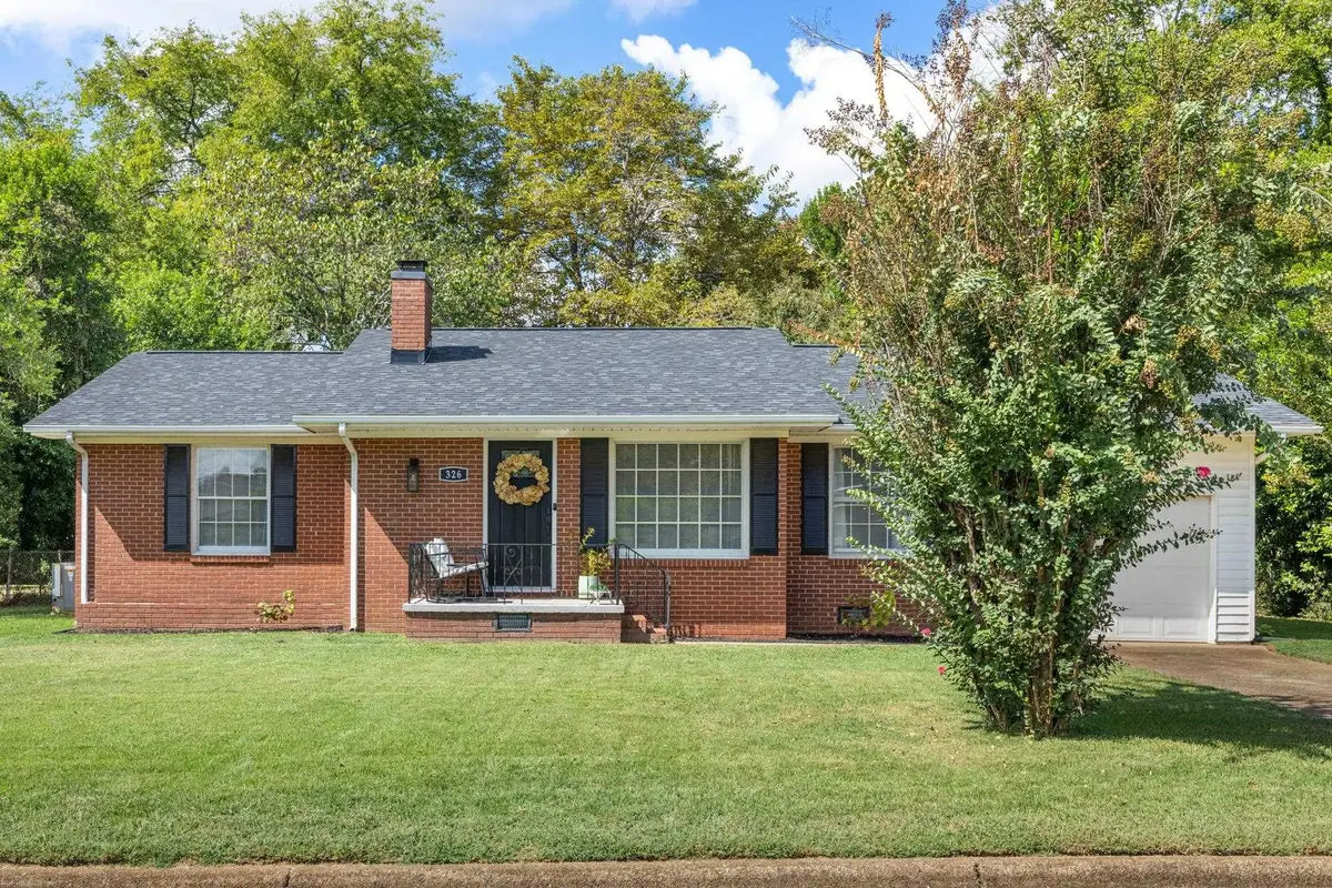 326 Columbus Ave, Florence, AL 35630 - #1