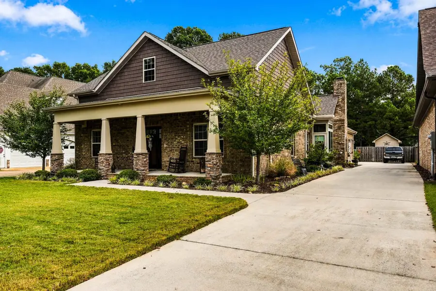 703 Box St, Athens, AL 35611 - #3