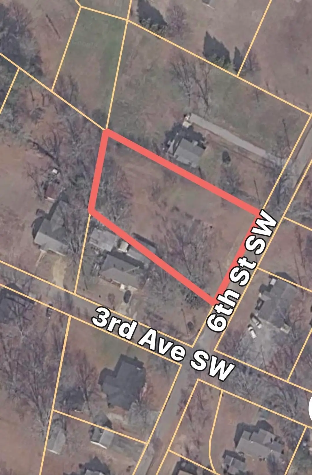 382 6th St, Hamilton, AL 35570 - #1