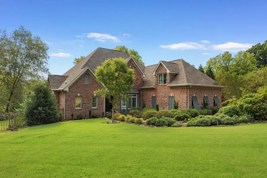 11 Cedar Cv, Killen, AL 35645 - #3