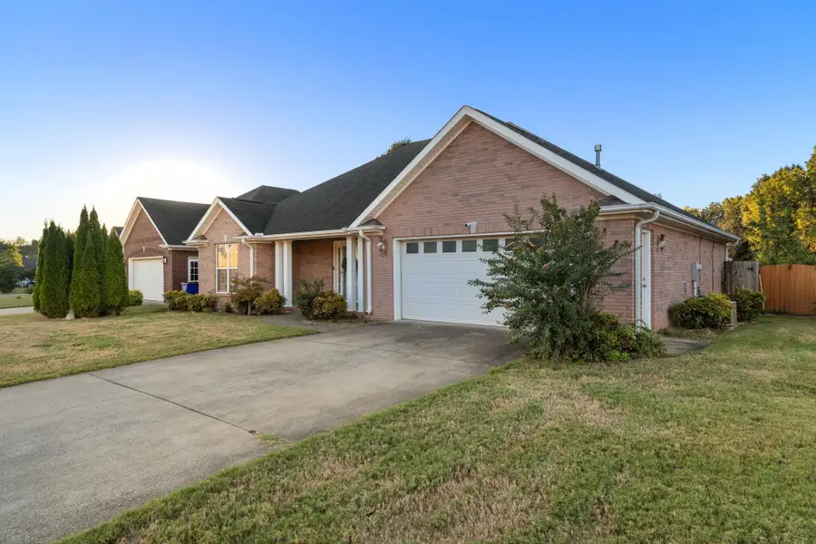 2337 Parc Pl, Florence, AL 35630 - #2