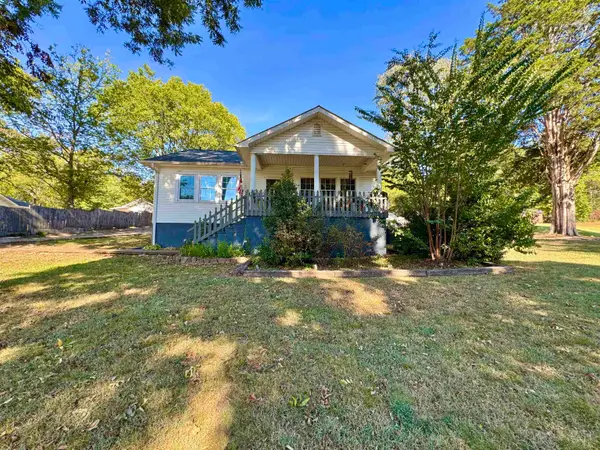 2418 Old Cloverdale Rd, Florence, AL 35630