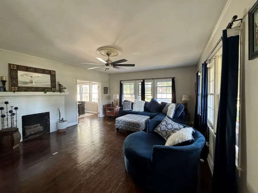 2418 Old Cloverdale Rd, Florence, AL 35630 - #3
