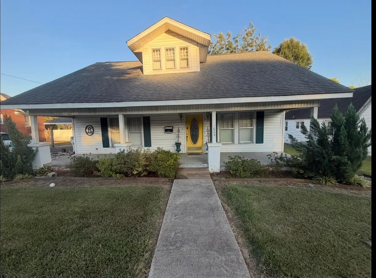 1008 North Jackson Ave, Russellville, AL 35653 - #1