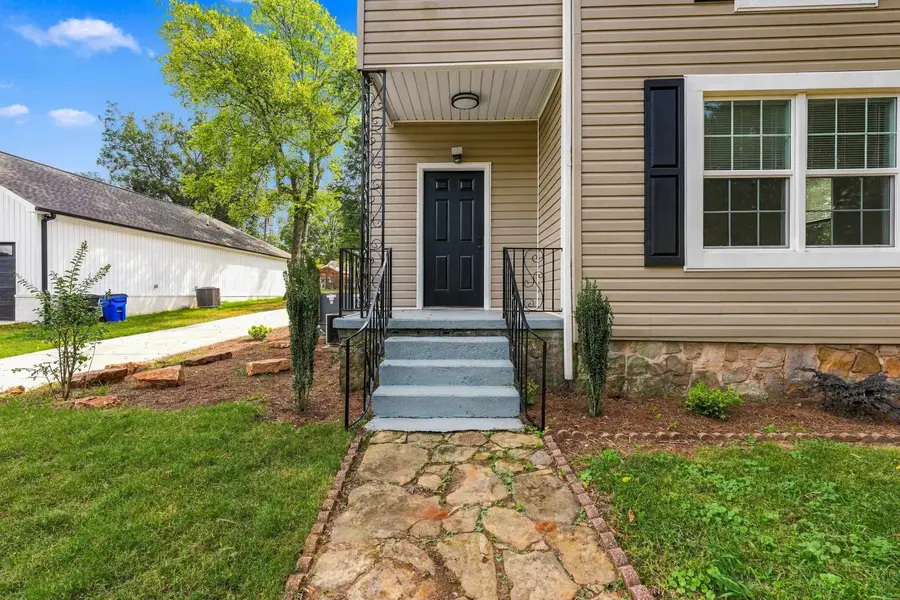 808 E Tuscaloosa St, Florence, AL 35630 - #3