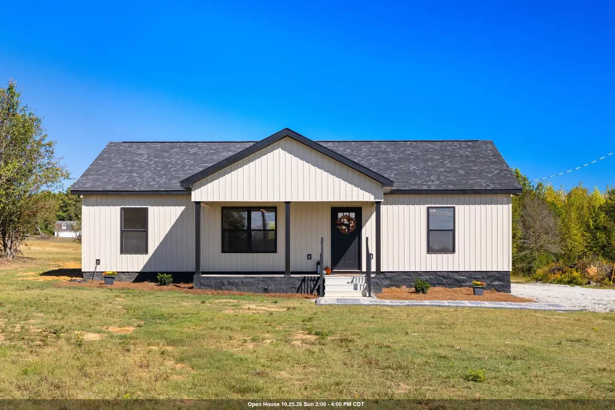 667 Co Rd 106, Florence, AL 35633 - #1