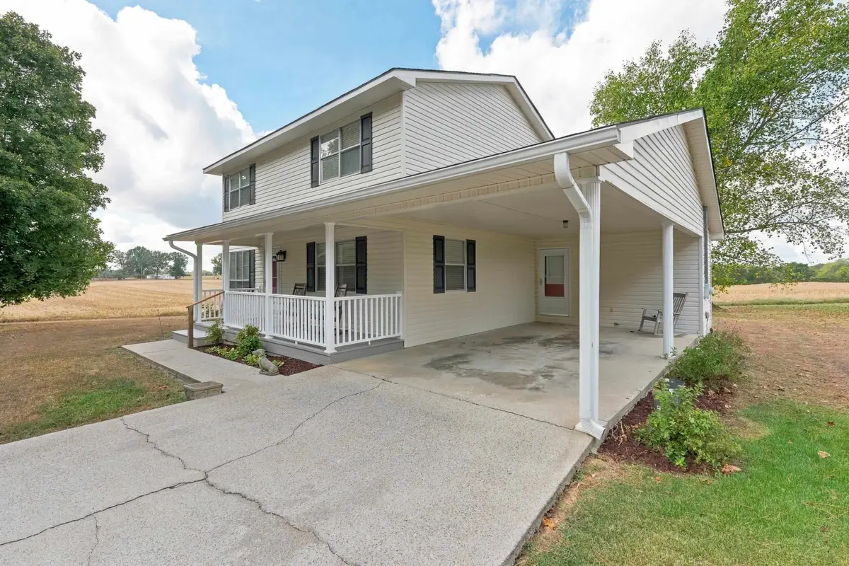 945 Co Rd 215, Florence, AL 35633 - #1
