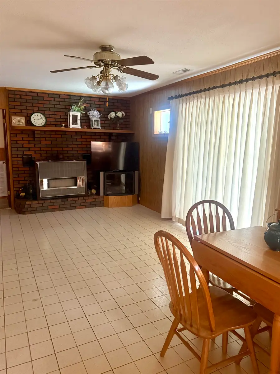 3365 Hickerson Ave, Tuscumbia, AL 35674 - #3