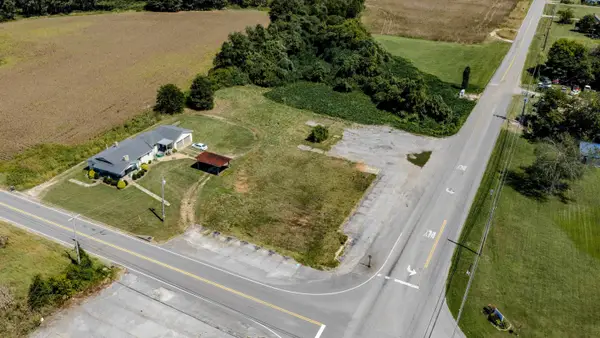 5745 River Rd, Muscle Shoals, AL 35661