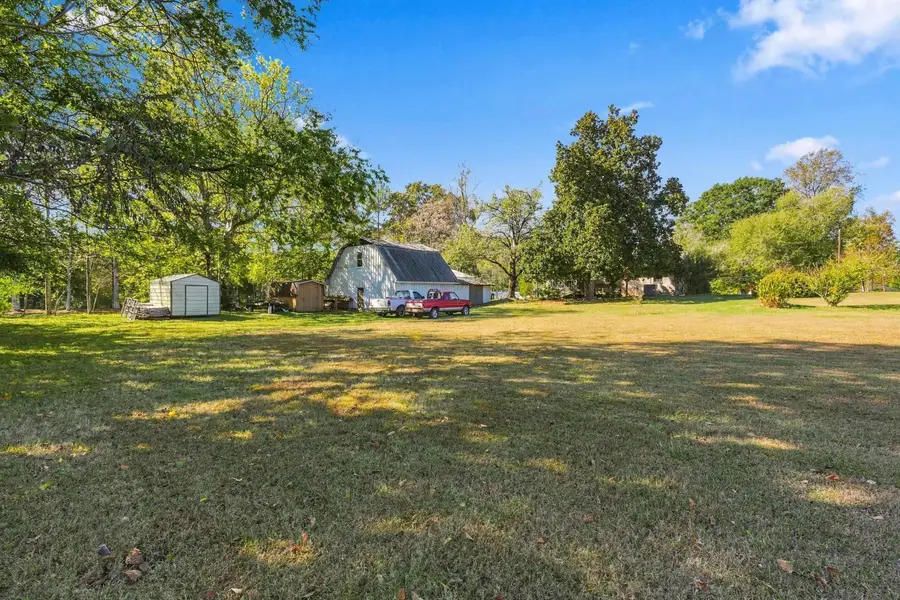 7450 Hawk Pride Mountain Rd, Tuscumbia, AL 35674 - #3