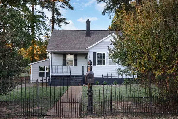 1405 Lynn St, Sheffield, AL 35660