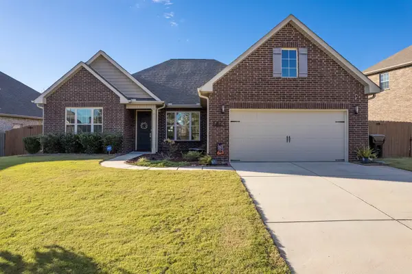 1471 Stonewater Dr, Cullman, AL 35055