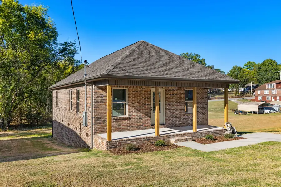 516 W Tennessee St, Florence, AL 35630 - #2