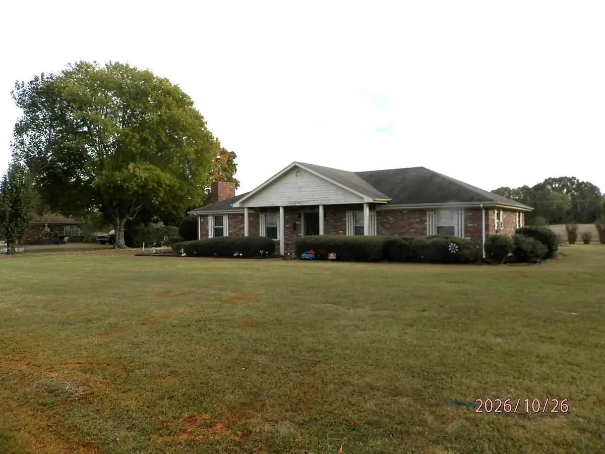 380 Co Rd 396, Killen, AL 35645 - #1